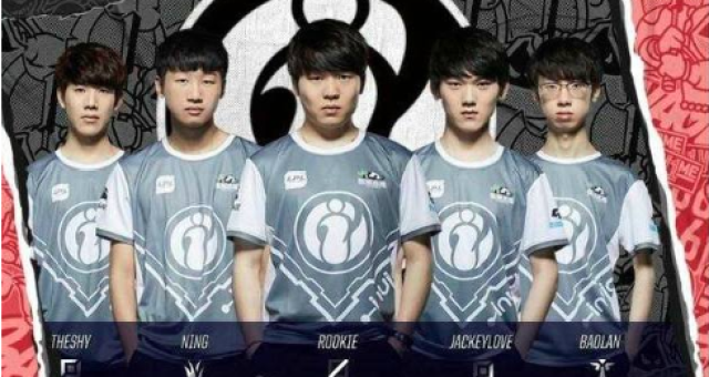 用实际行动 用实际行动