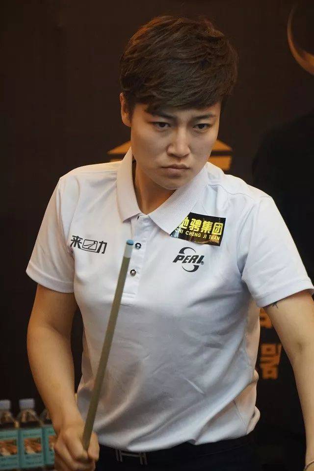 依靠插上的 依靠插上的